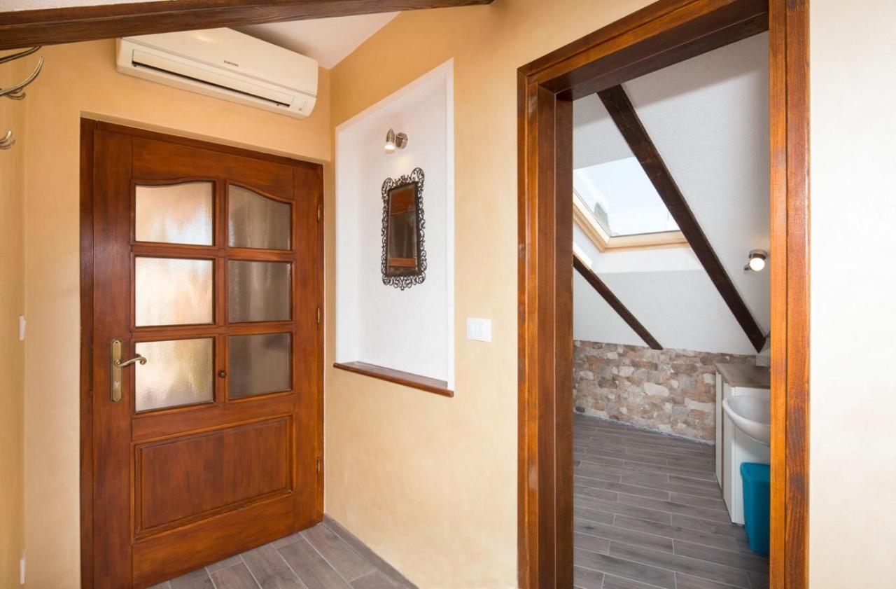 Accomodation Noki21 Rovinj Bagian luar foto